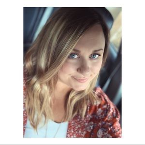 Meet your Posher, Kimberly